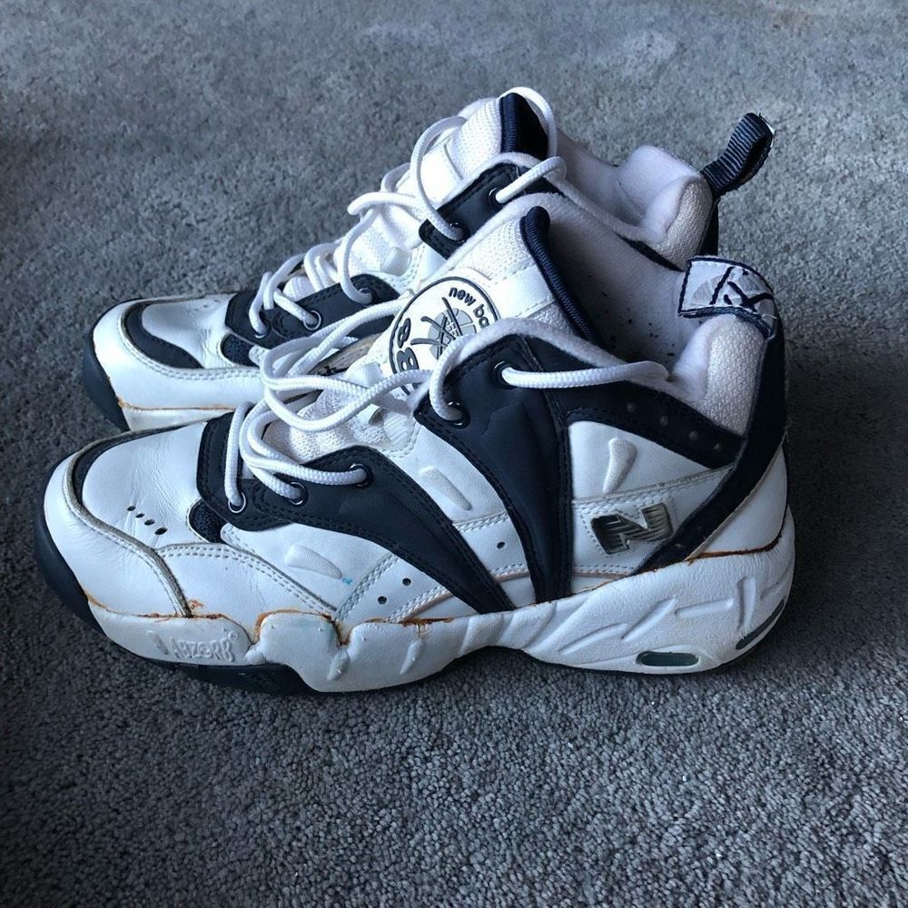 NEW BALANCE 880 VINTAGE BASKETBALL SHOES SNEAKERS WHITE BLUE MENS 7.5 HIGH TOP